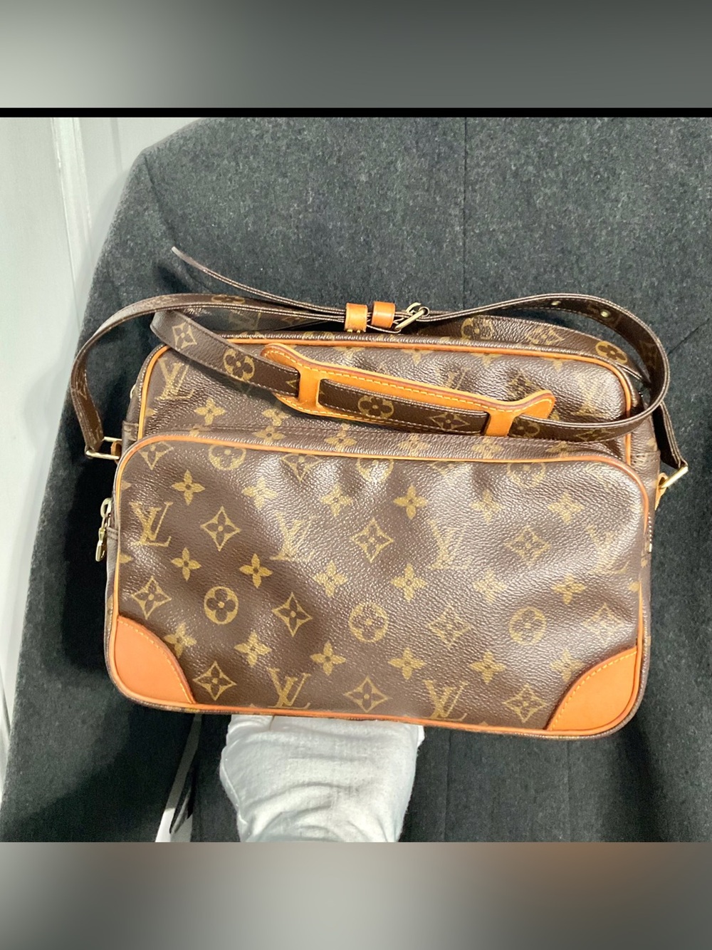 ✅AUTHENTIC LV Monogram SHOULDER Bag UNISEX SHOULDER LOUIS VUITTON
